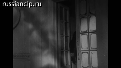 Художественный фильм В шесть часов вечера после войны. (1944)